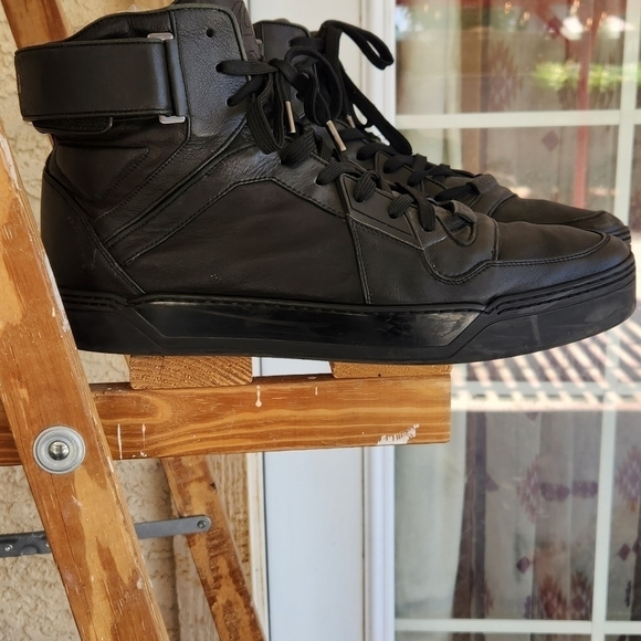 GUCCI HIGHTOP STRAP SNEAKER - Picture 5 of 15